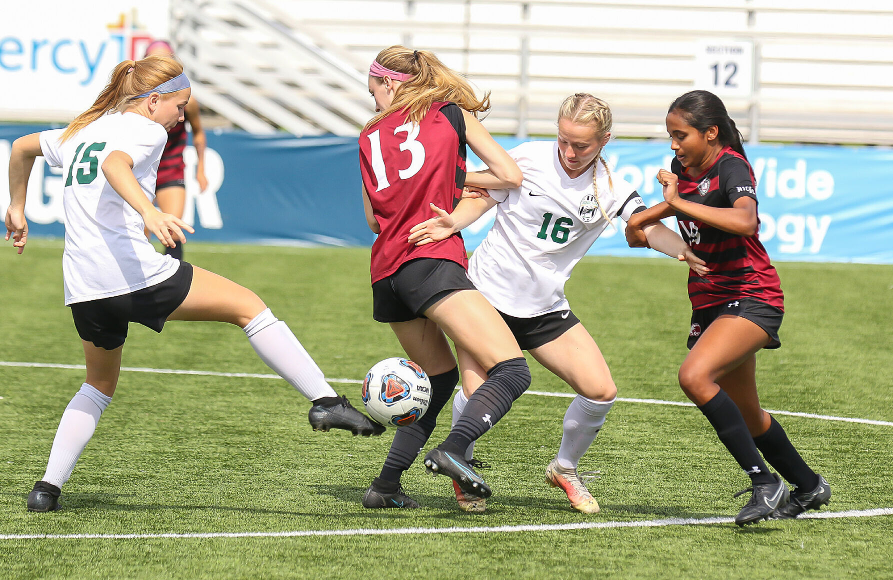 MICDS vs. Orchard Farm girls soccer